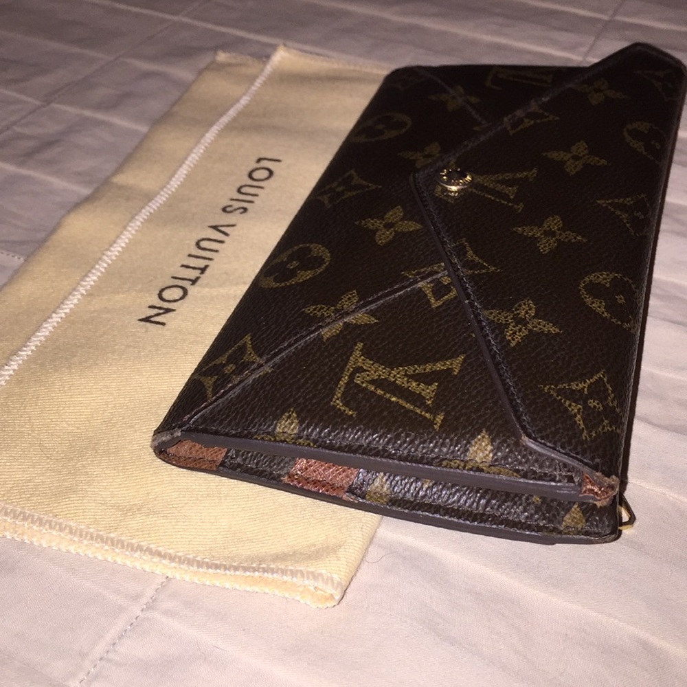 Authentic Louis Vuitton Origami Long Wallet - Picture 6 of 8